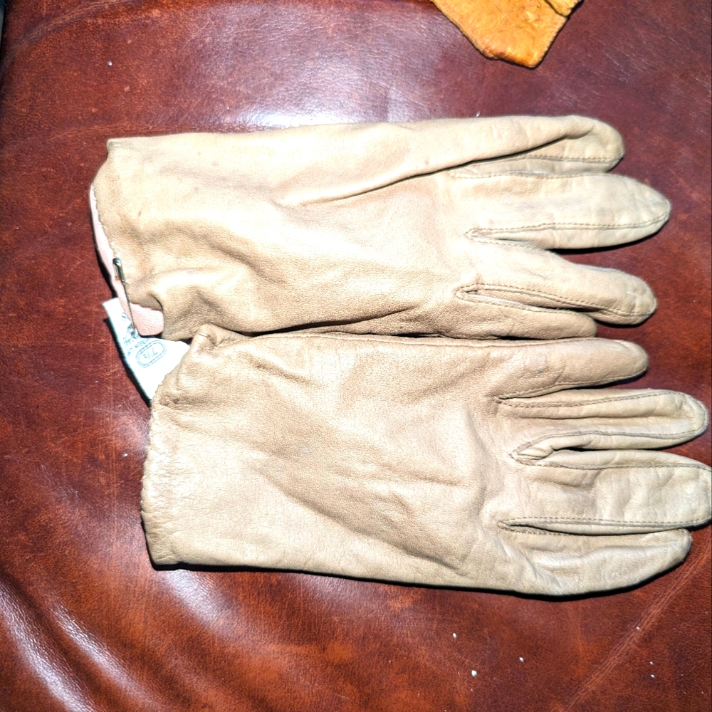 FOWNES LADIES lIGHT TAN LEATHER WINTER GLOVES